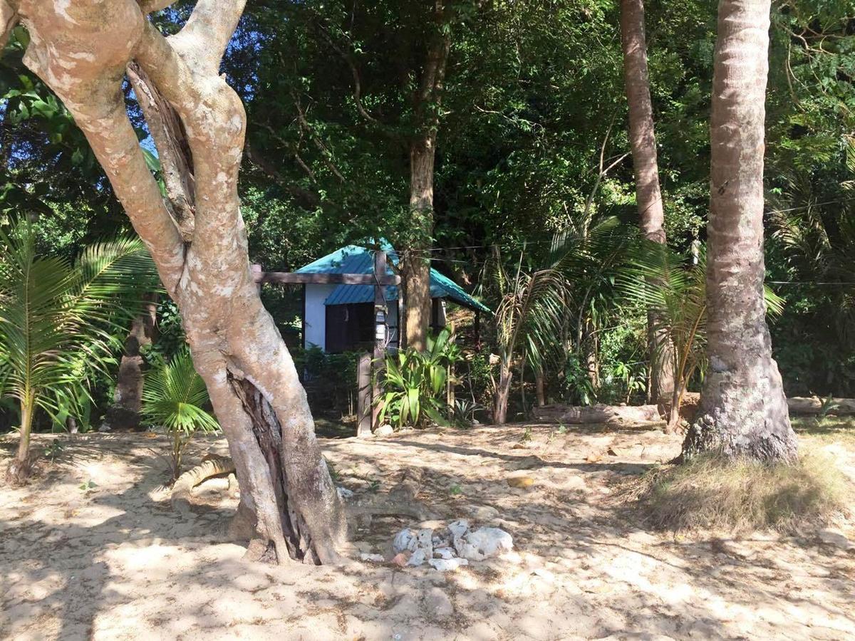 Garden Bay Beach Resort El Nido Exterior photo