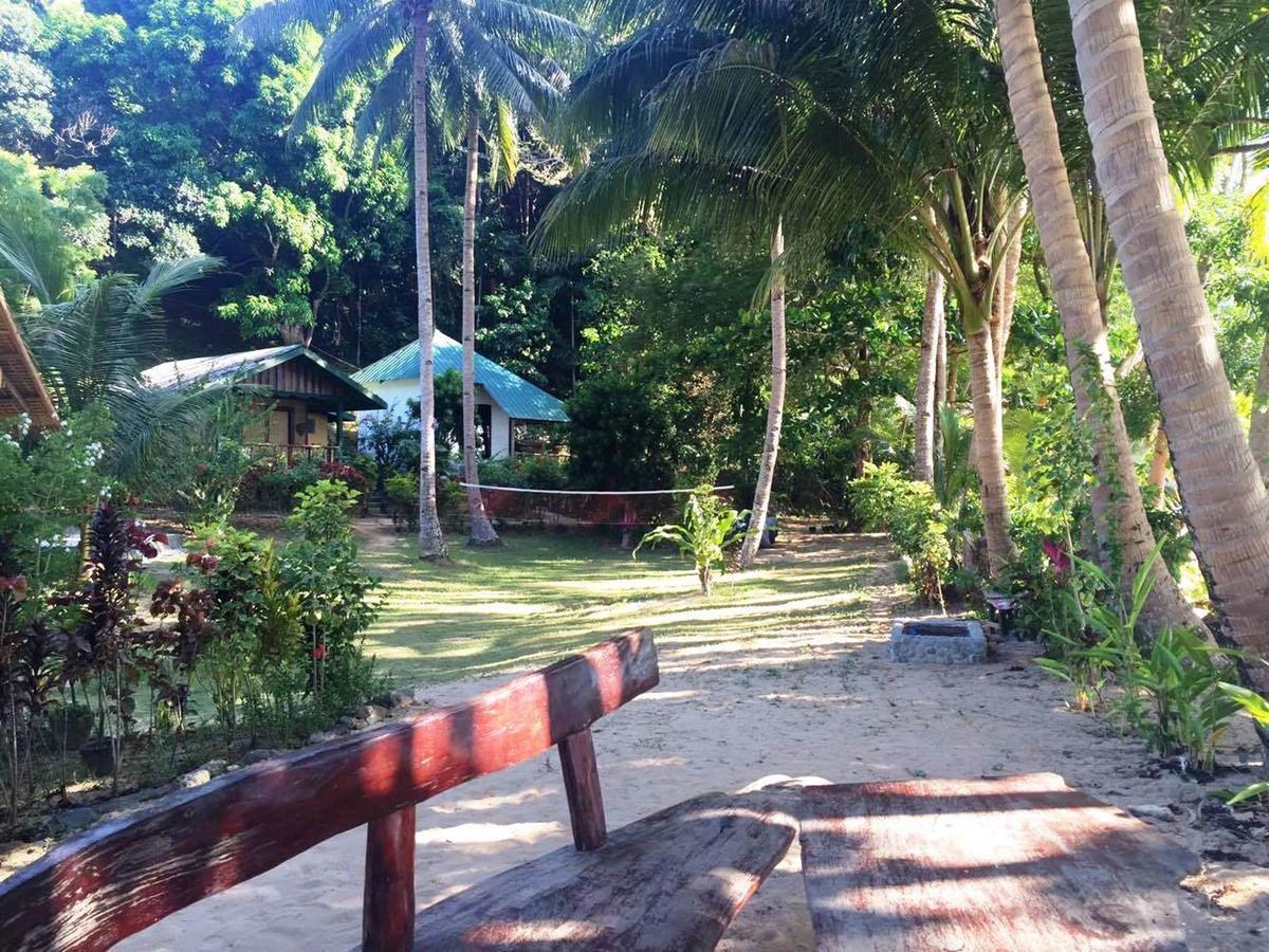 Garden Bay Beach Resort El Nido Exterior photo